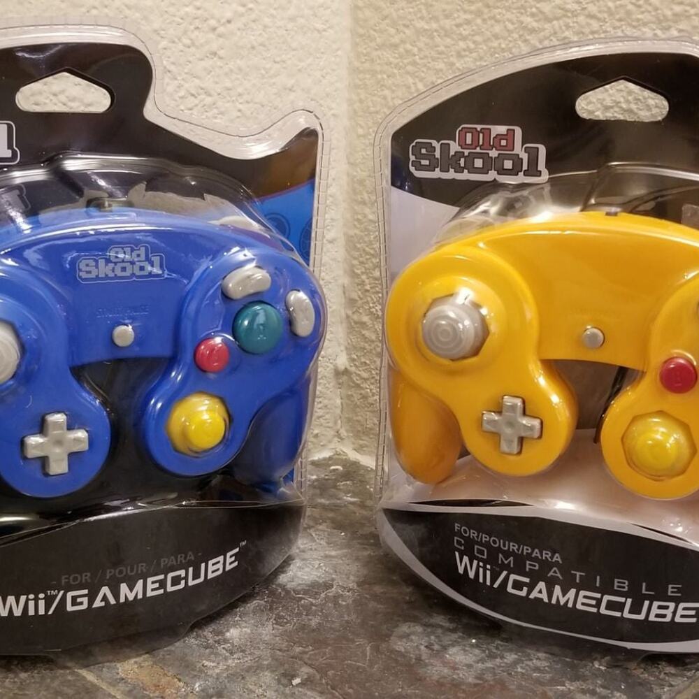 2 Gamecube Controllers - Blue & Orange (NEW) - Nintendo - Old Skool